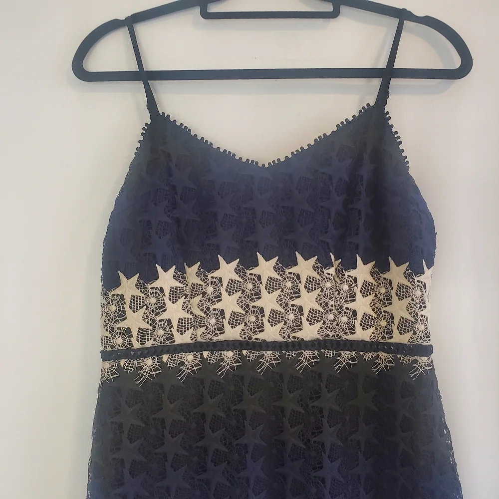 BEBE Size 10 Stars & Stripes adjustable straps empire waist crochet mini dress - Picture 4 of 10